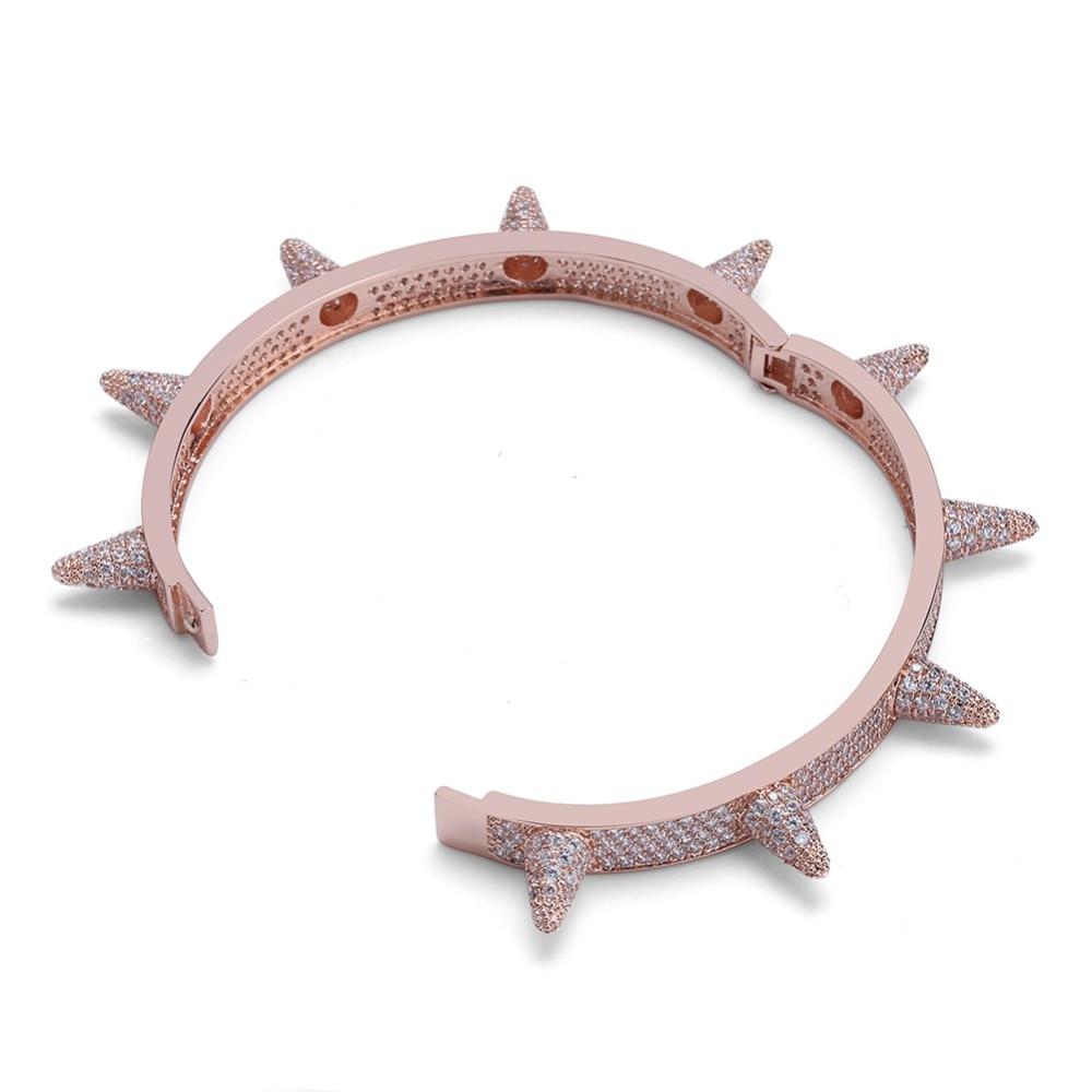 ICY SPIKE RIVETS CUFF 18K - ICECI