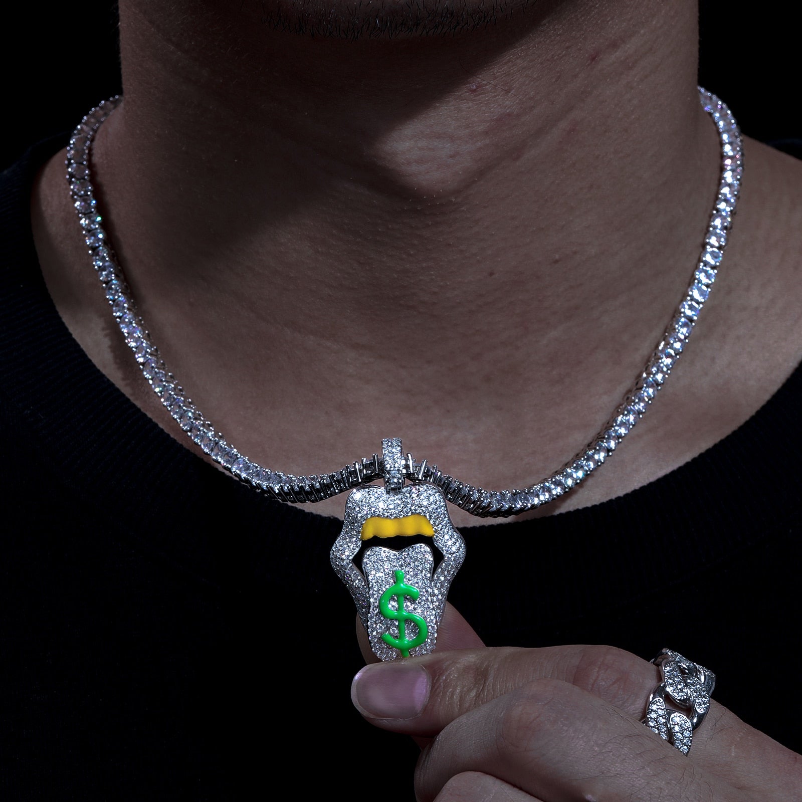 Money Mouth Pendant 18K x Moissanite - ICECI