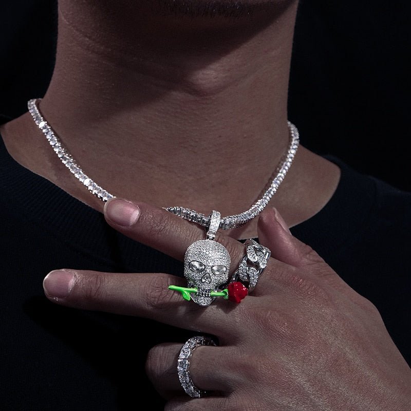 Rose Skull Pendant 18K x Moissanite - ICECI