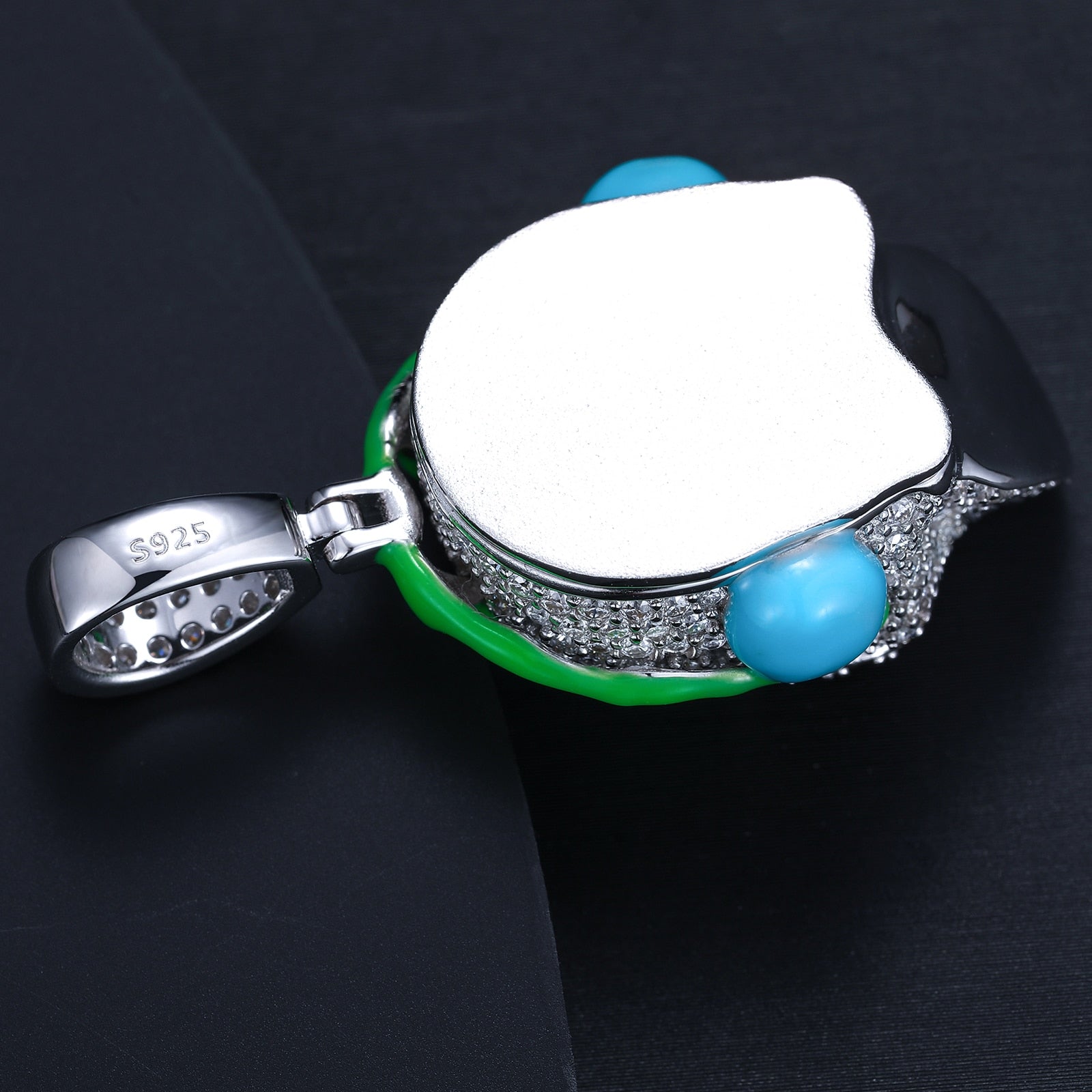 Slime Skull Pendant 18K x Moissanite - ICECI