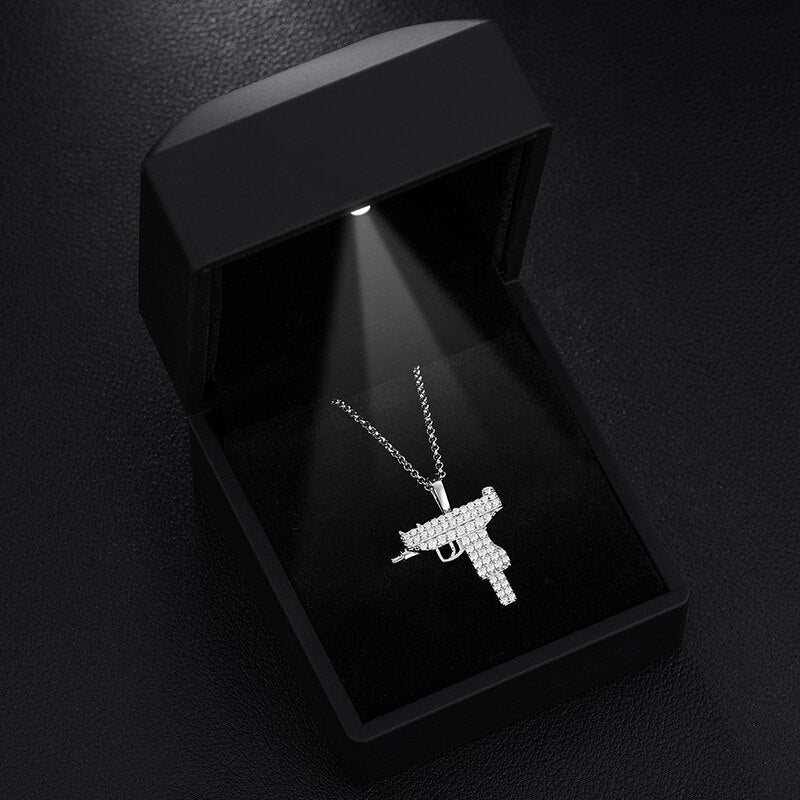 Uzi Pendant 18K x Moissanite - ICECI
