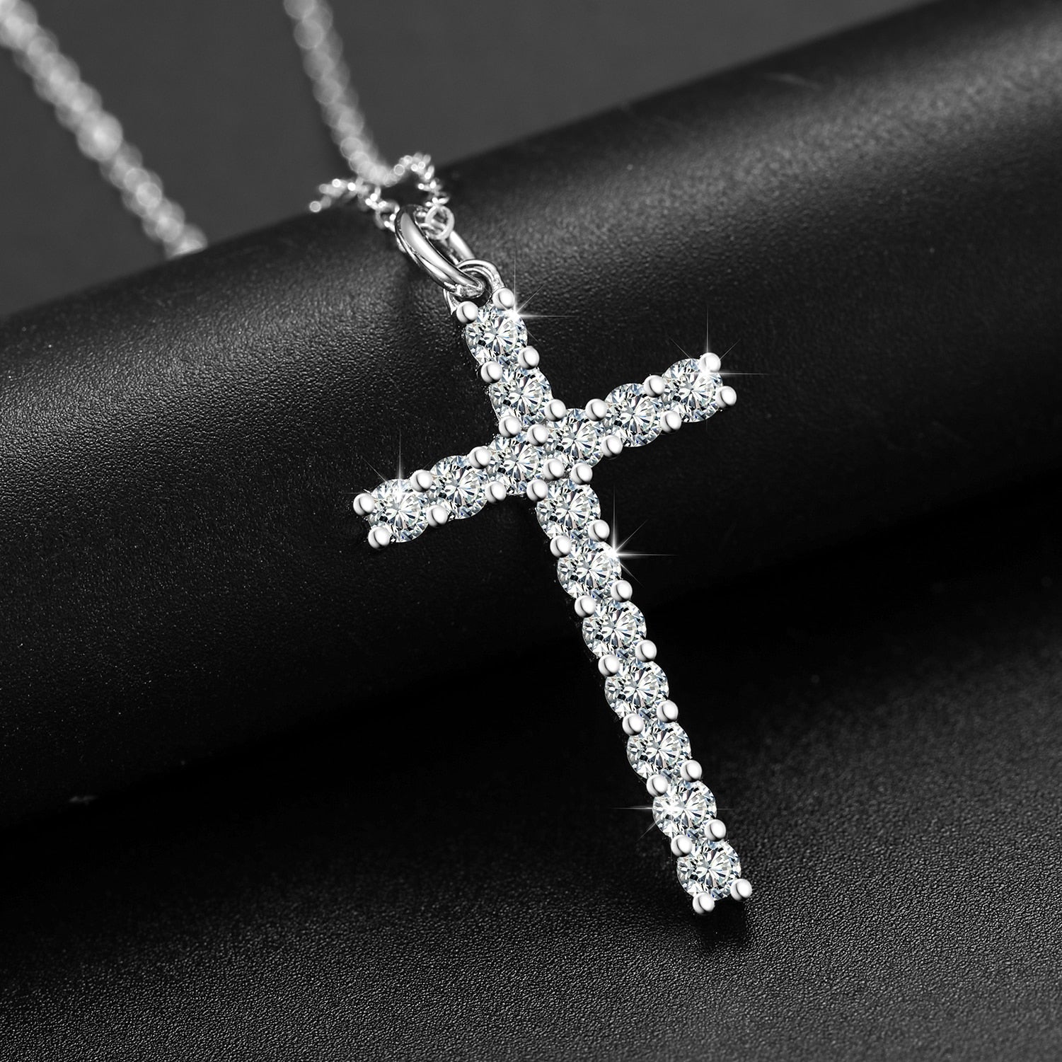 Elongated Cross Pendant 18K x Moissanite - ICECI