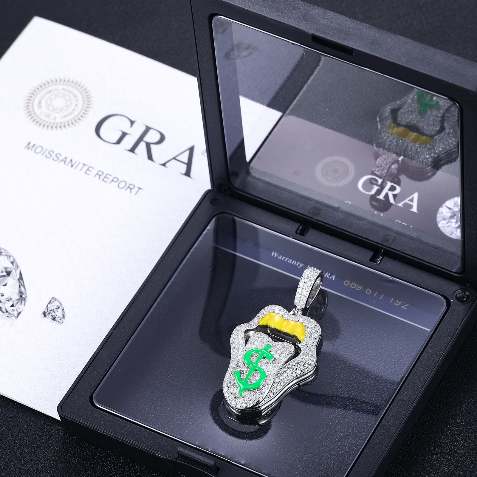 Money Mouth Pendant 18K x Moissanite - ICECI