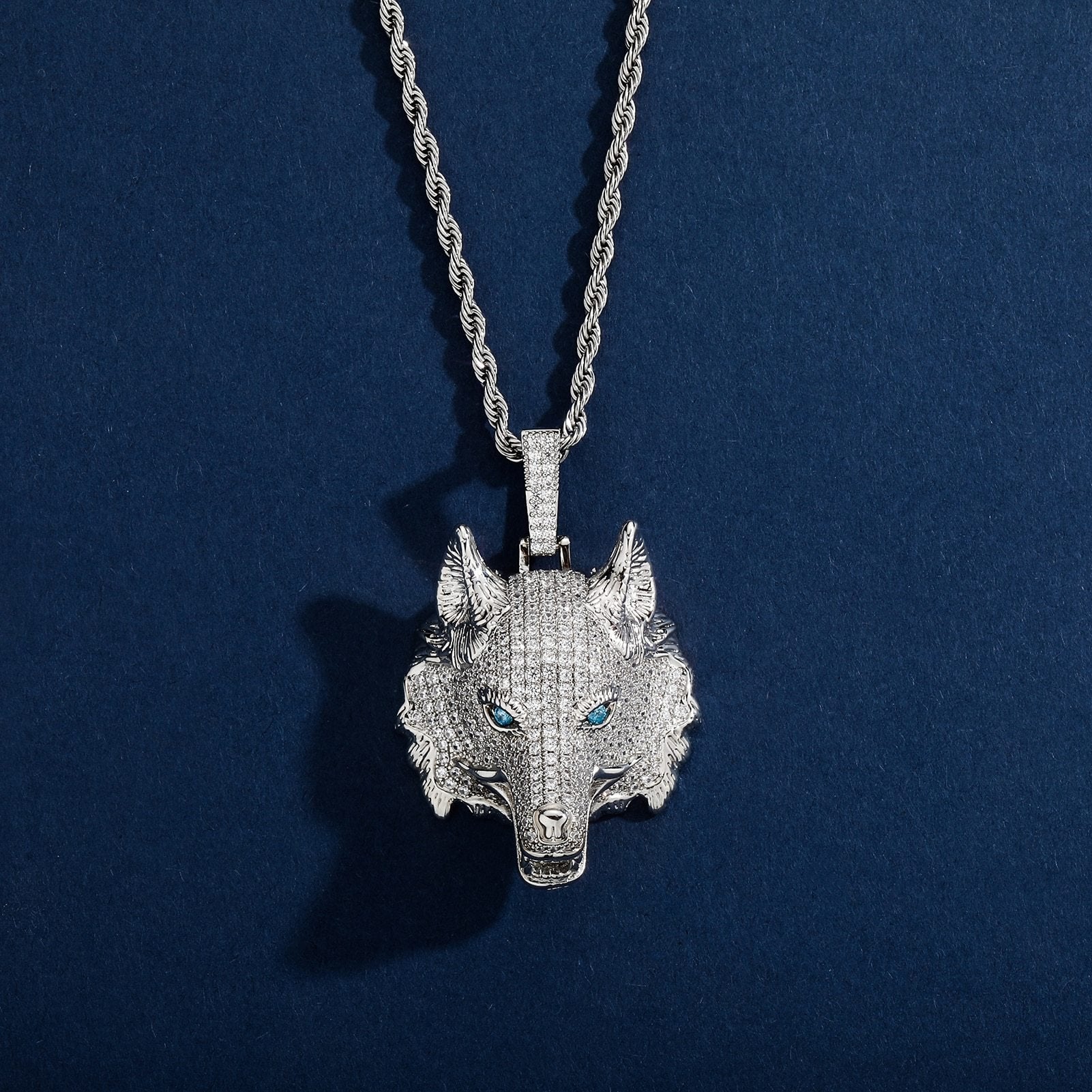 WOLF HEAD PENDANT 14K - ICECI