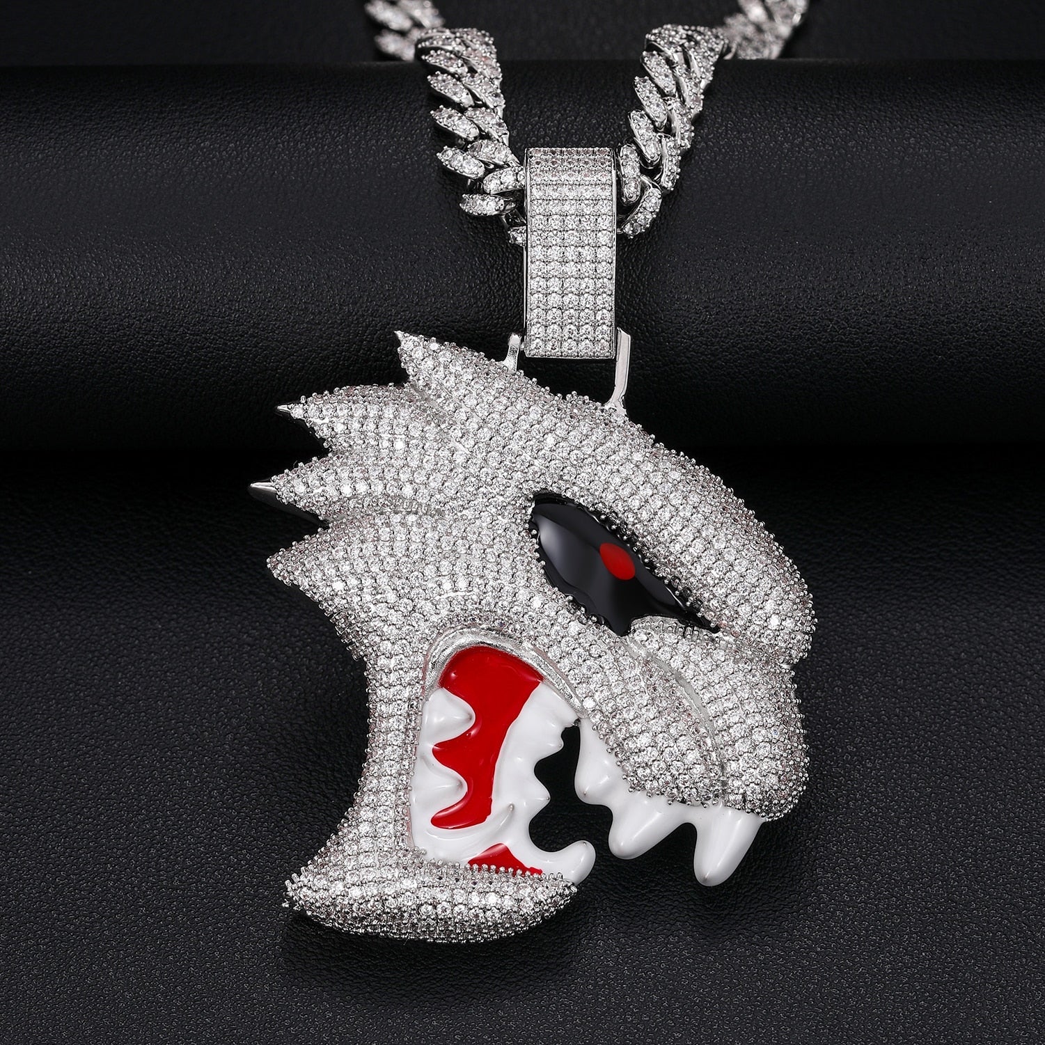 Wolf Head Pendant 18K x Moissanite - ICECI